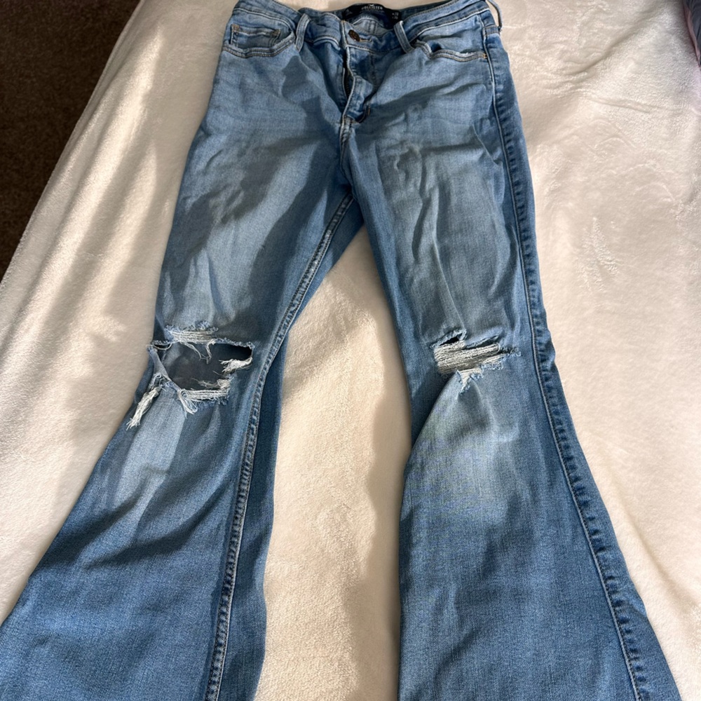 Hollister Blue Skinny Jeans with Distressed Knees and flare